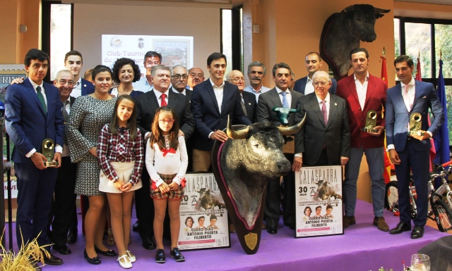 a-calasp-gr-premiados-y-autoridades